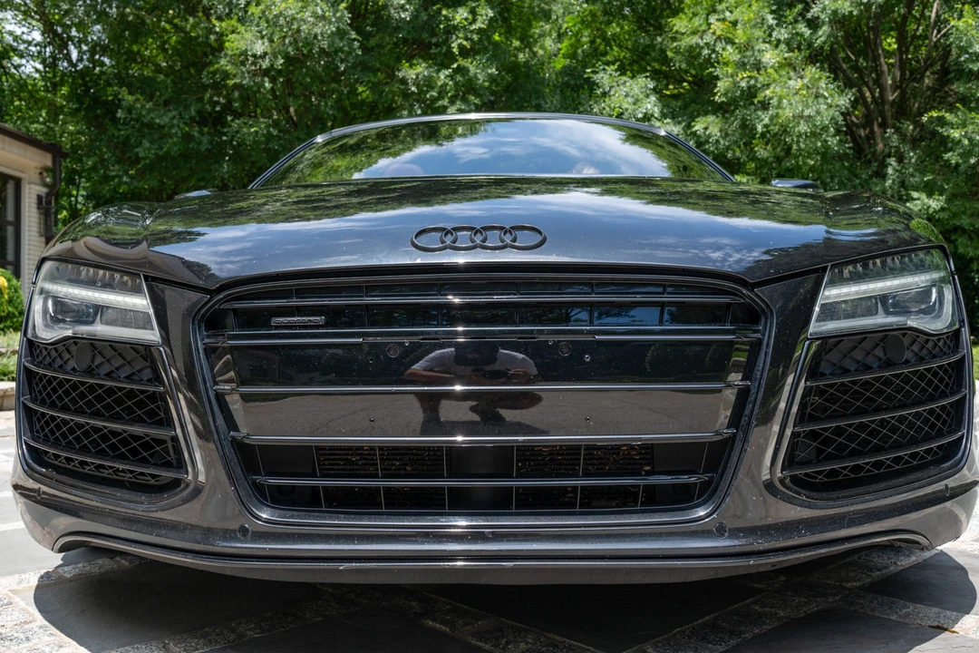 2014 Audi 42 R8 - Image 12 of 31