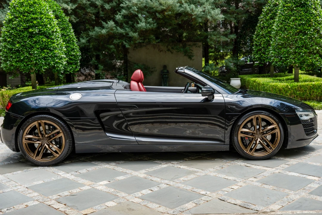 2014 Audi 42 R8 - Image 5 of 31