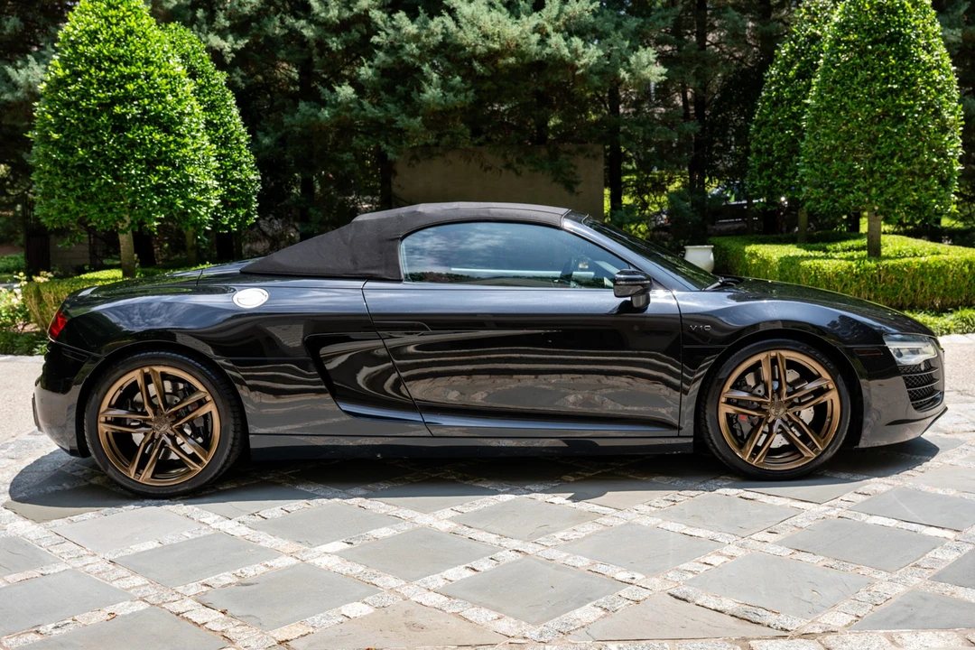 2014 Audi 42 R8 - Image 14 of 31