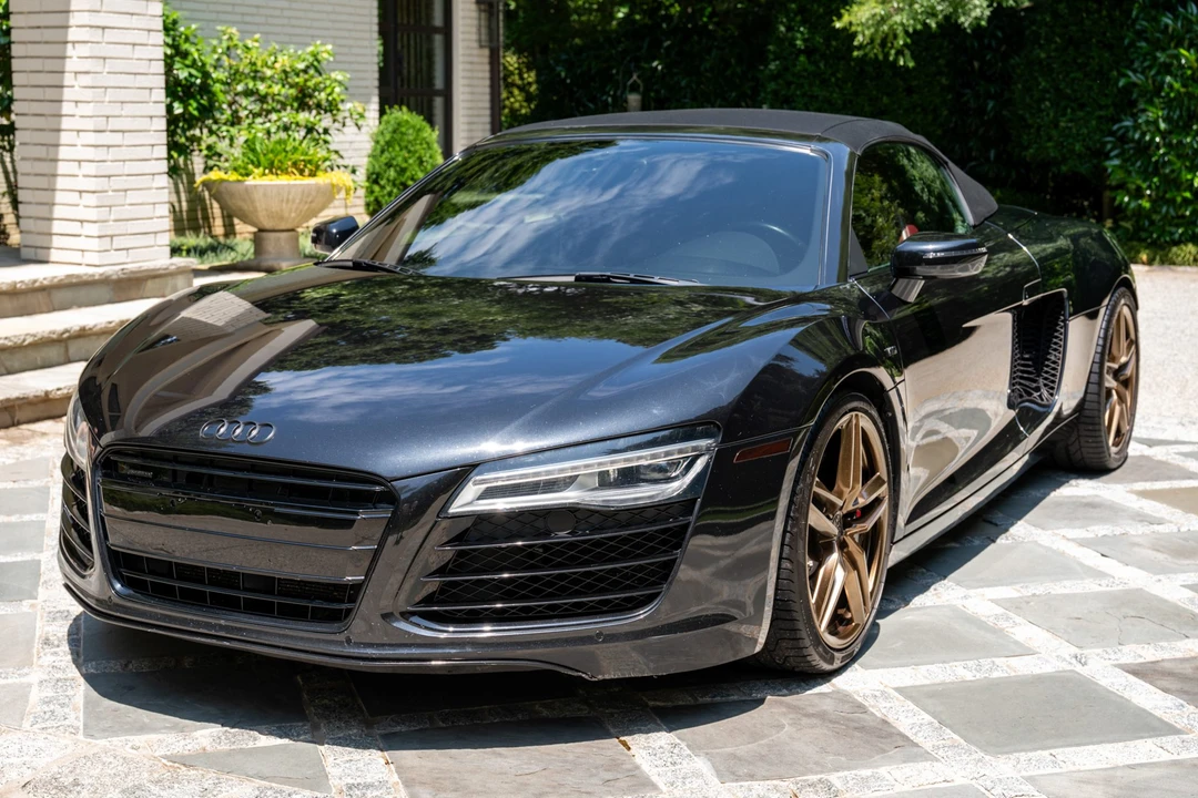 2014 Audi 42 R8 - Image 10 of 31