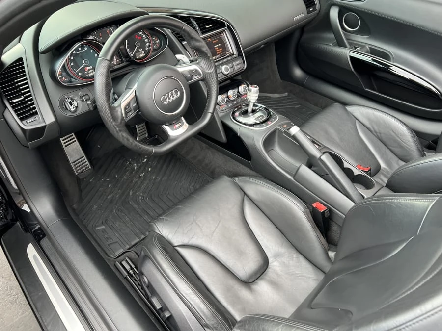 2014 Audi 42 R8 - Image 7 of 11