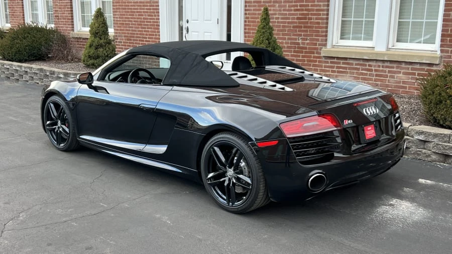 2014 Audi 42 R8 - Image 6 of 11