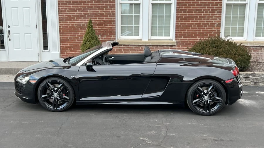 2014 Audi 42 R8 - Image 2 of 11