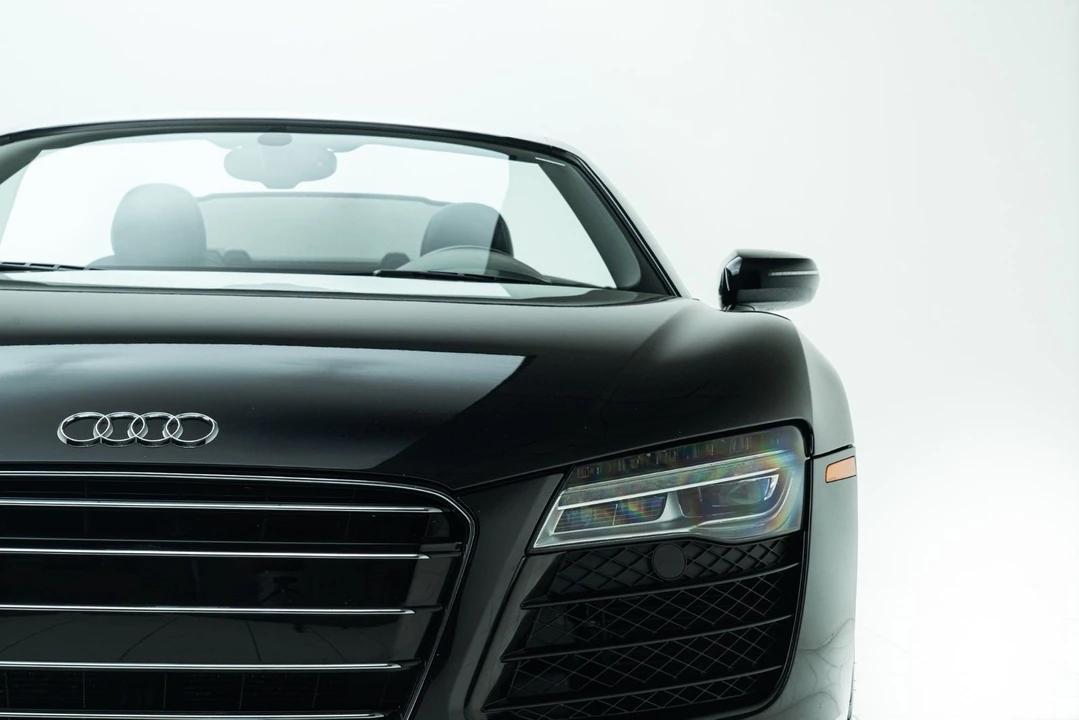 2014 Audi 42 R8 - Image 7 of 12