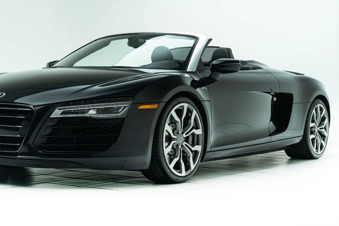 2014 Audi 42 R8 - Image 9 of 12