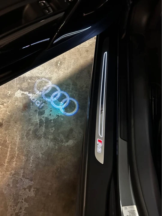 2014 Audi 42 R8 - Image 14 of 18