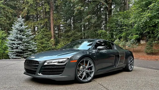 2014 Audi R8 V10 Coupe 2D