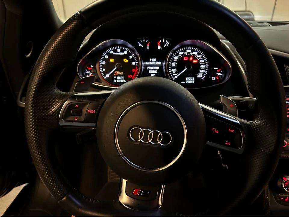 2014 Audi 42 R8 - Image 11 of 18