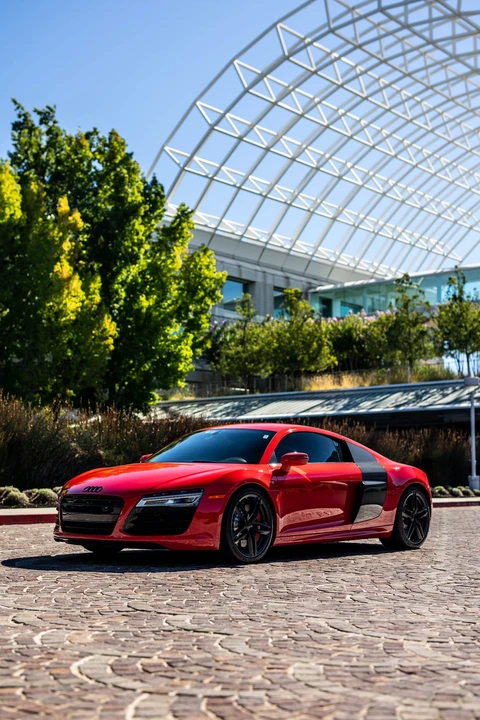 2014 Audi 42 R8 - Image 4 of 31