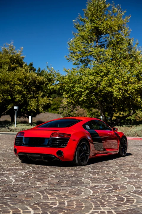 2014 Audi 42 R8 - Image 9 of 31