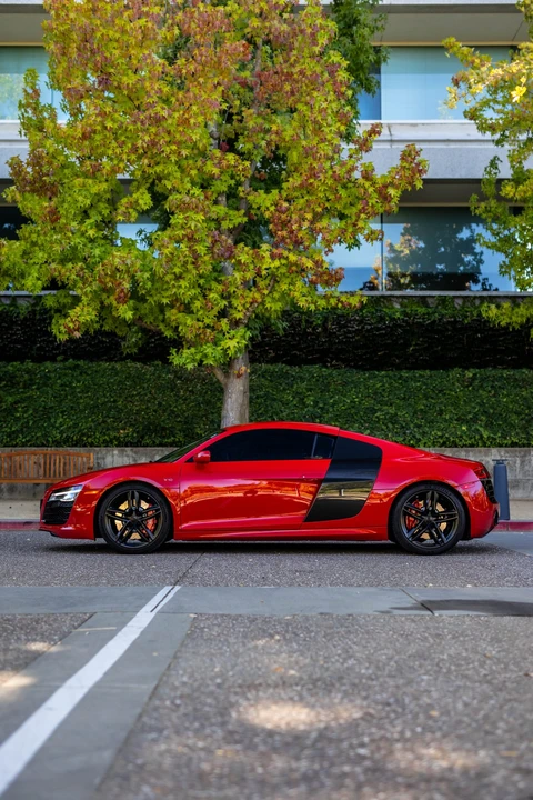 2014 Audi 42 R8 - Image 7 of 31