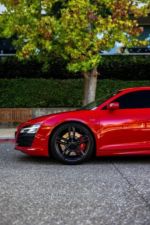 2014 Audi 42 R8 - Image 28 of 31