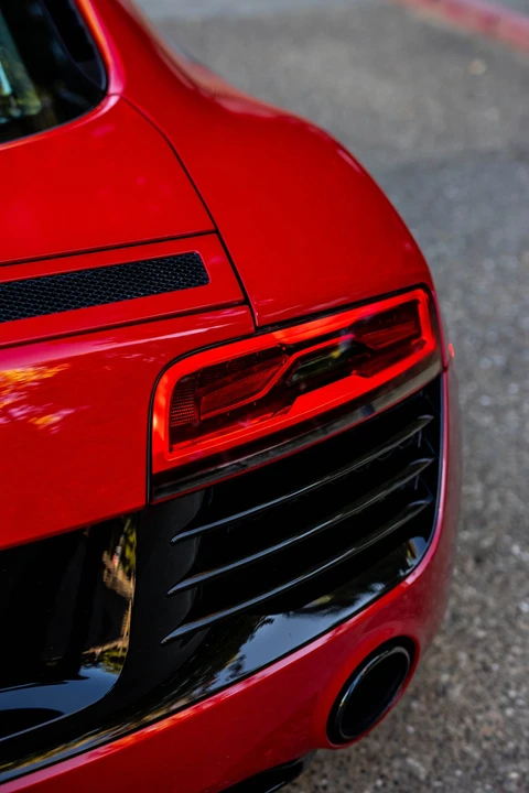 2014 Audi 42 R8 - Image 30 of 31