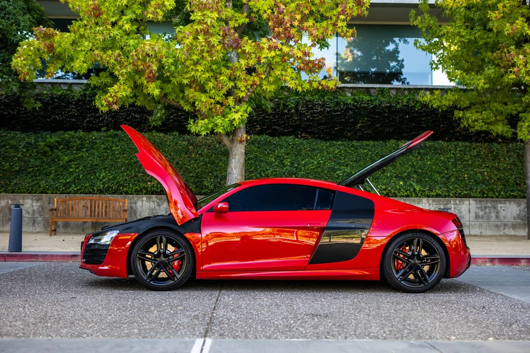 2014 Audi 42 R8 - Image 25 of 31