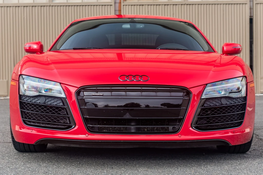 2014 Audi 42 R8 - Image 4 of 31