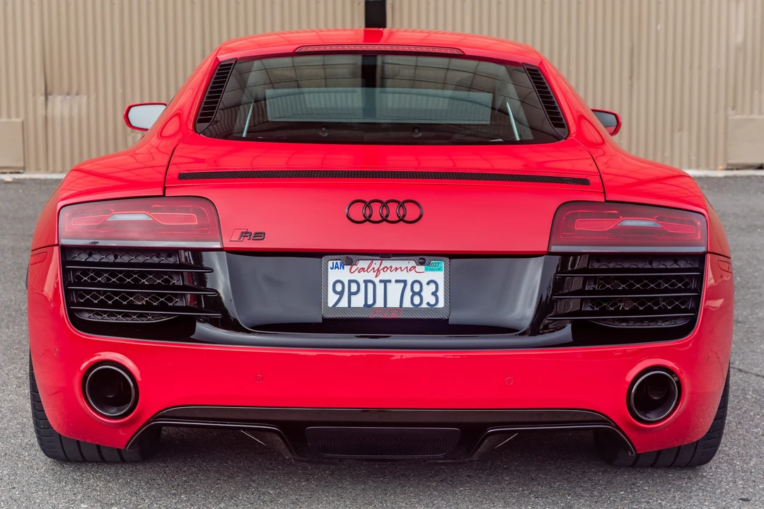 2014 Audi 42 R8 - Image 9 of 31
