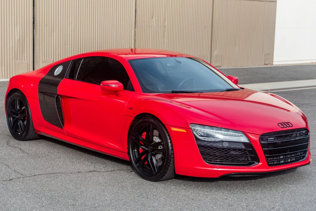 2014 Audi 42 R8 - Image 5 of 31