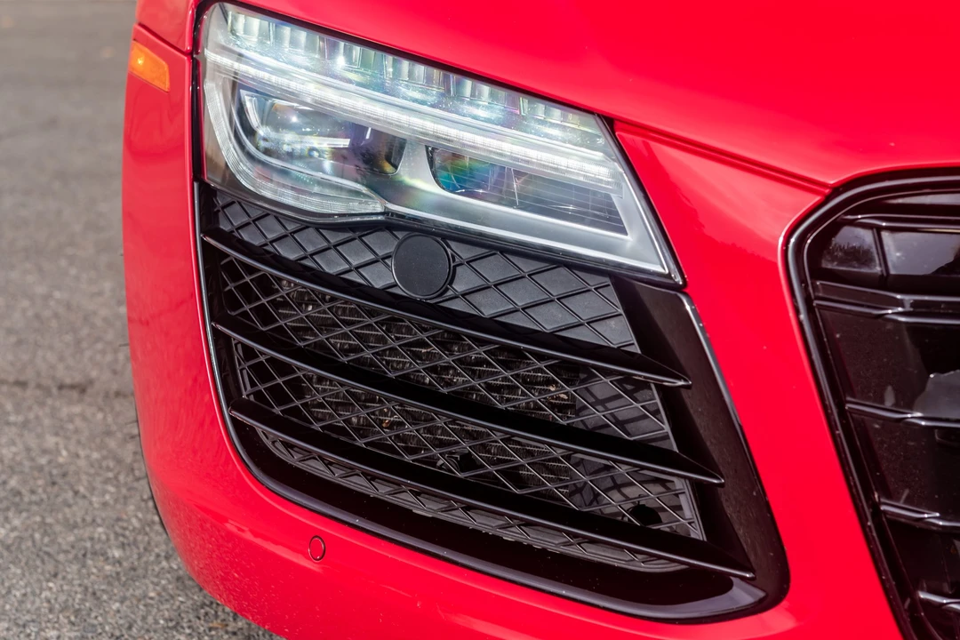 2014 Audi 42 R8 - Image 13 of 31