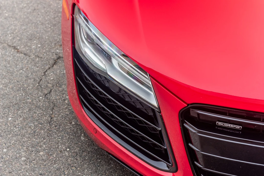 2014 Audi 42 R8 - Image 20 of 31