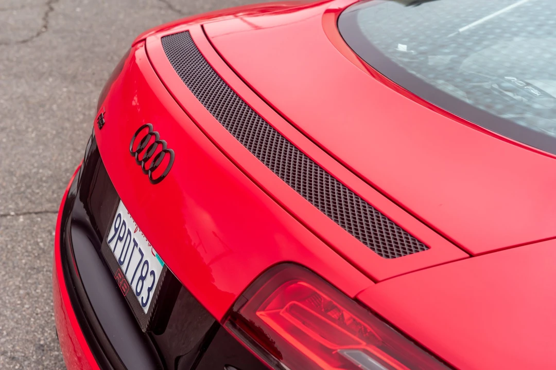 2014 Audi 42 R8 - Image 26 of 31