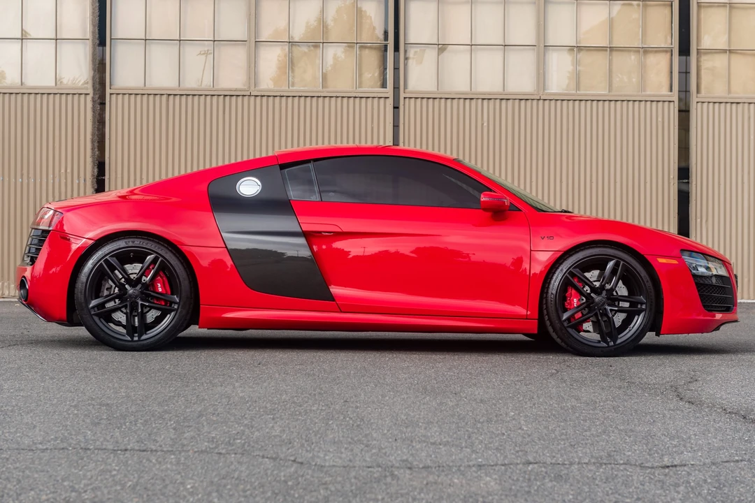 2014 Audi 42 R8 - Image 7 of 31