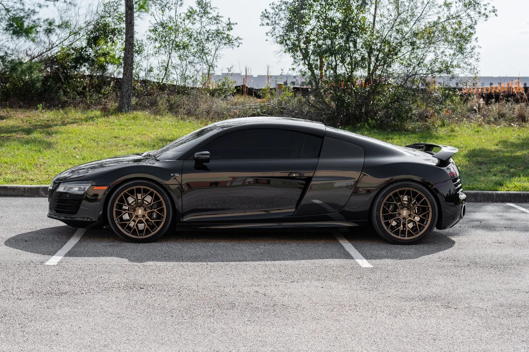2014 Audi 42 R8 - Image 9 of 31