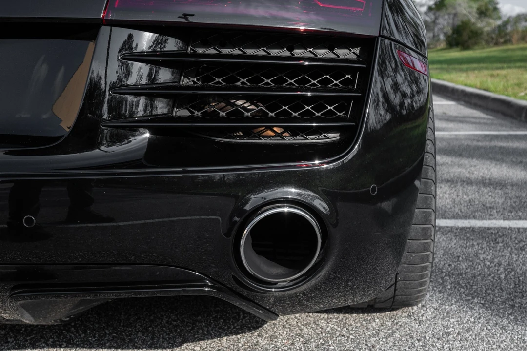2014 Audi 42 R8 - Image 26 of 31