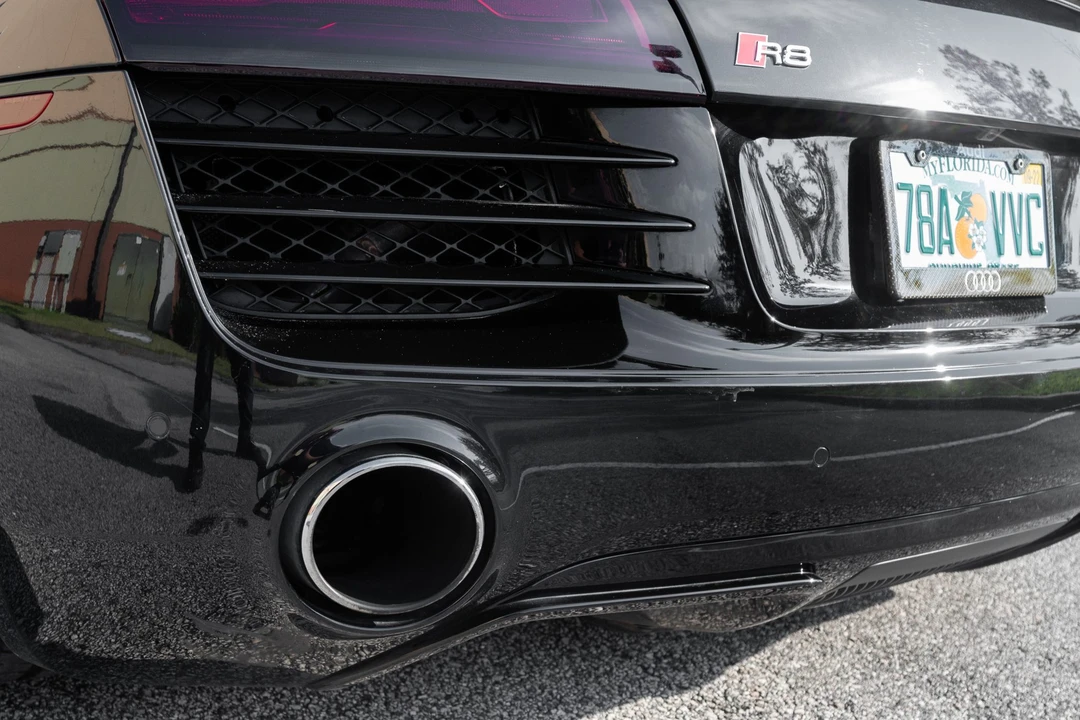 2014 Audi 42 R8 - Image 25 of 31