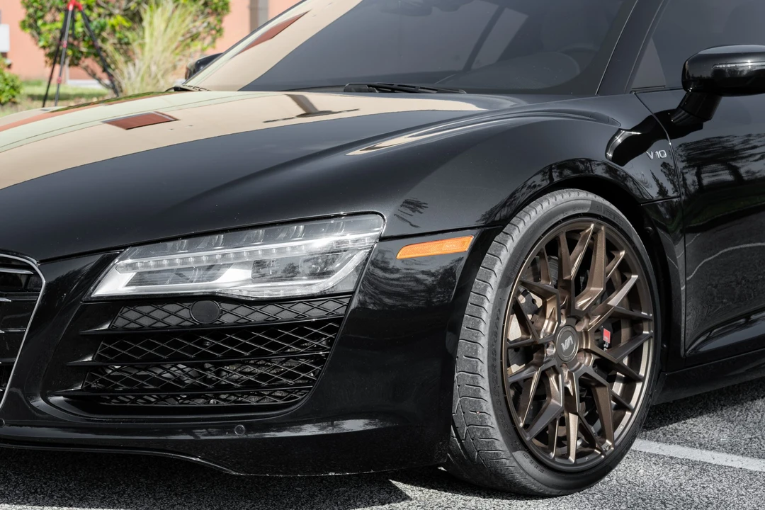 2014 Audi 42 R8 - Image 11 of 31