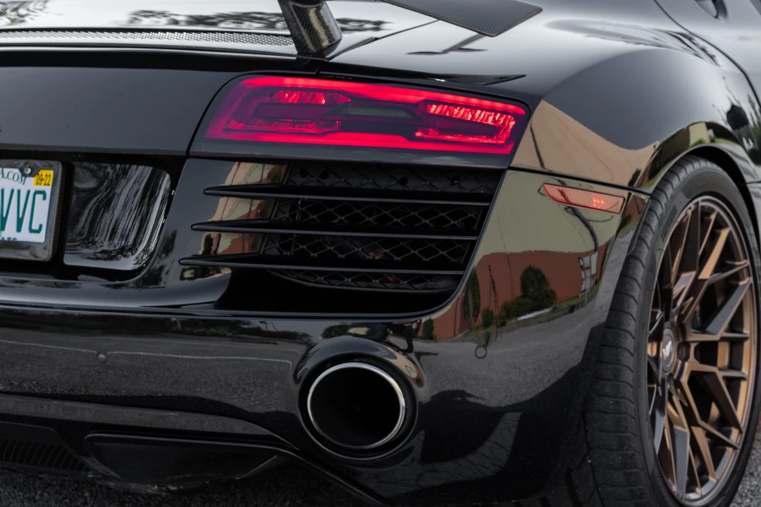 2014 Audi 42 R8 - Image 13 of 31
