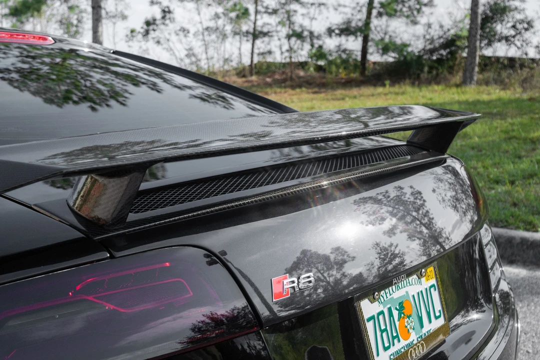 2014 Audi 42 R8 - Image 22 of 31