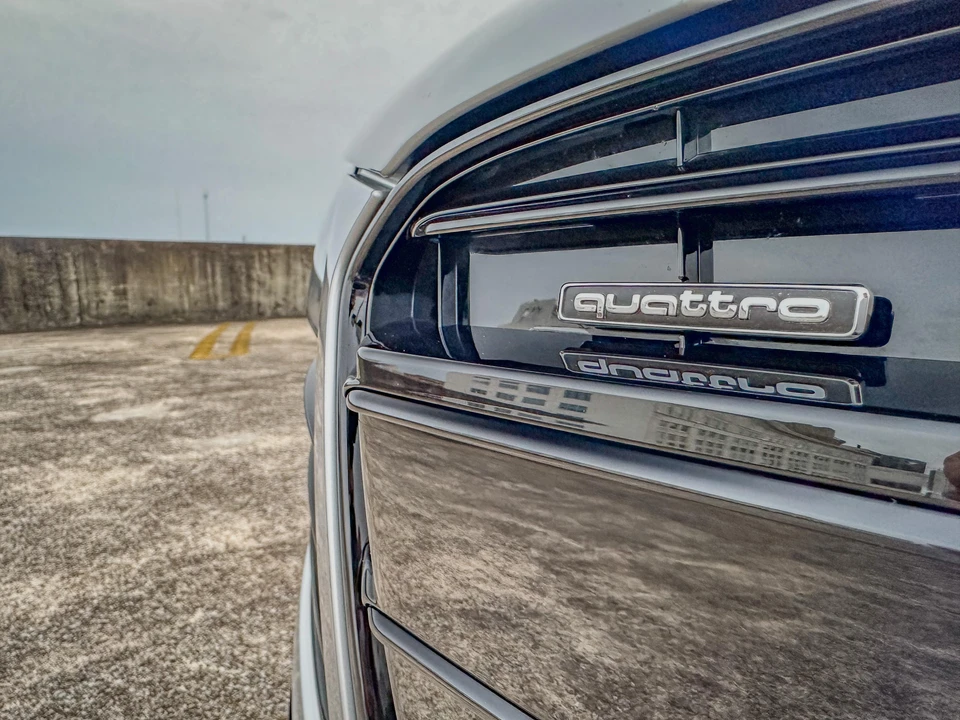 2014 Audi 42 R8 - Image 29 of 31