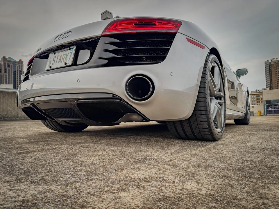 2014 Audi 42 R8 - Image 22 of 31