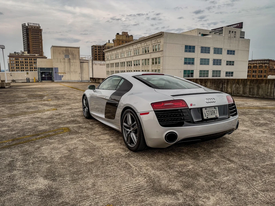 2014 Audi 42 R8 - Image 16 of 31