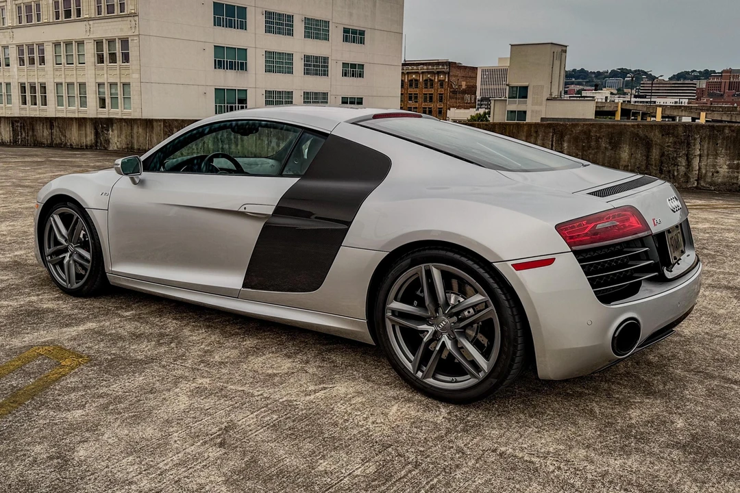 2014 Audi 42 R8 - Image 4 of 31