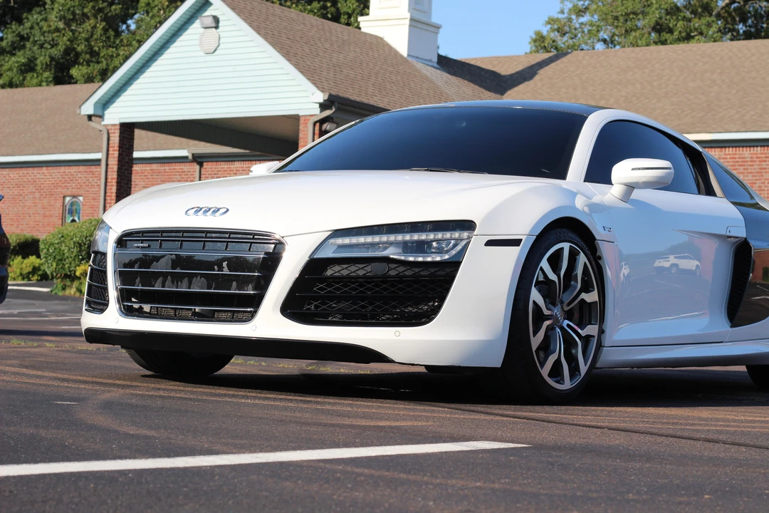 2014 Audi 42 R8 - Image 29 of 31