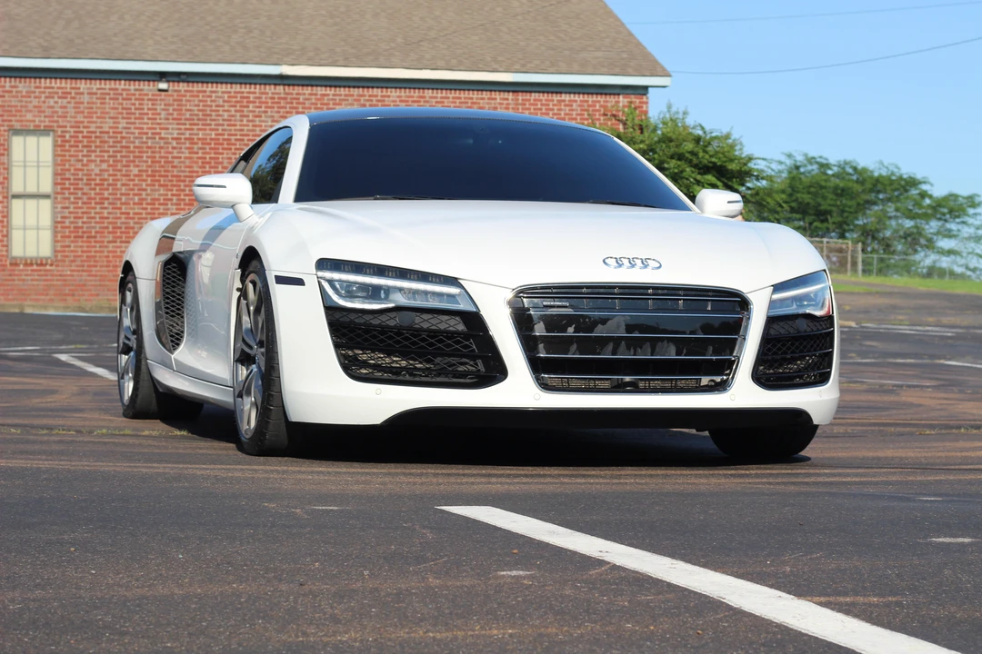 2014 Audi 42 R8 - Image 22 of 31