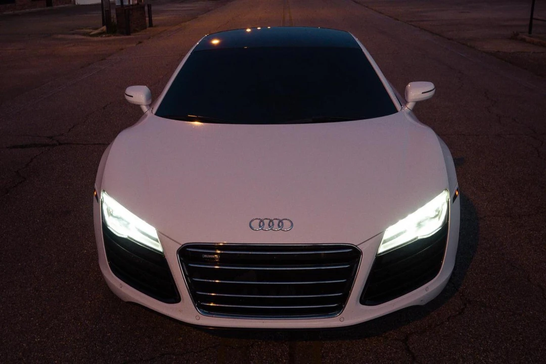 2014 Audi 42 R8 - Image 6 of 31