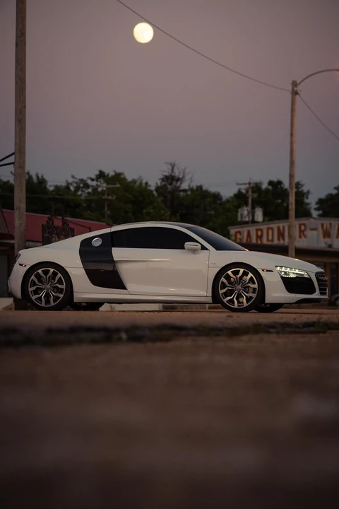 2014 Audi 42 R8 - Image 18 of 31