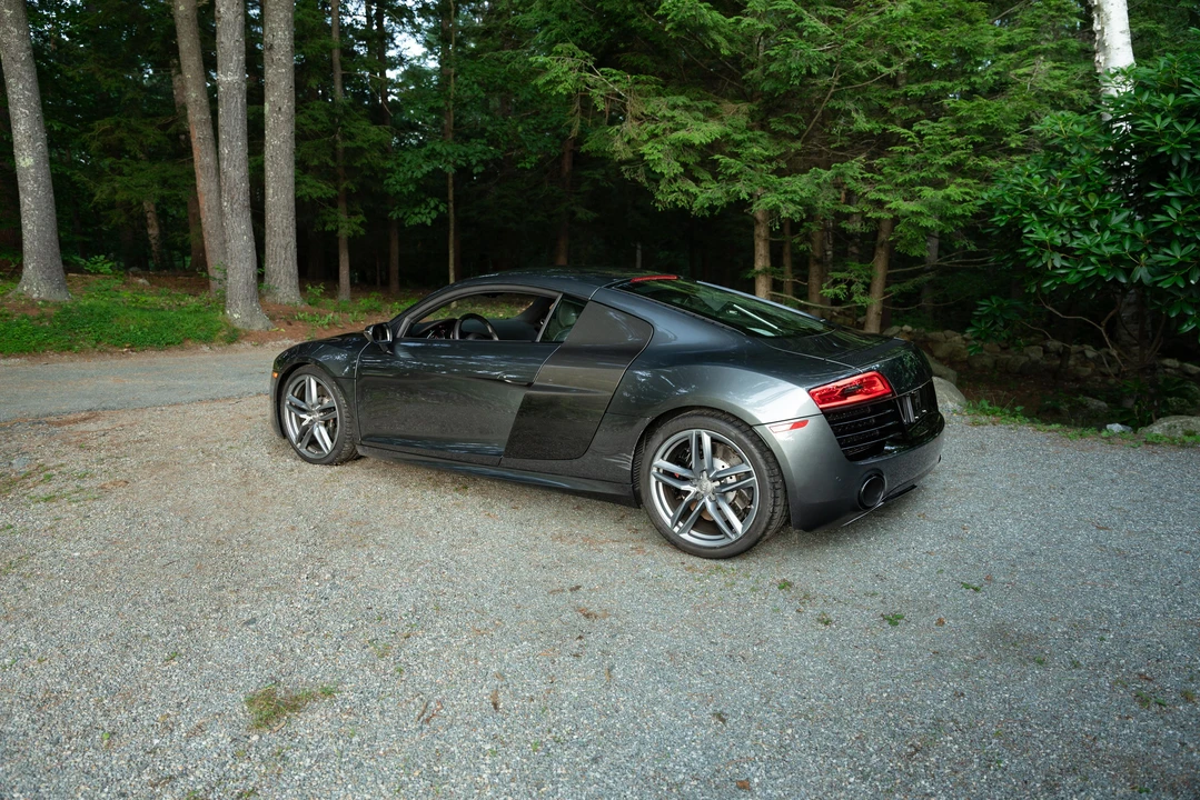 2014 Audi 42 R8 - Image 12 of 31
