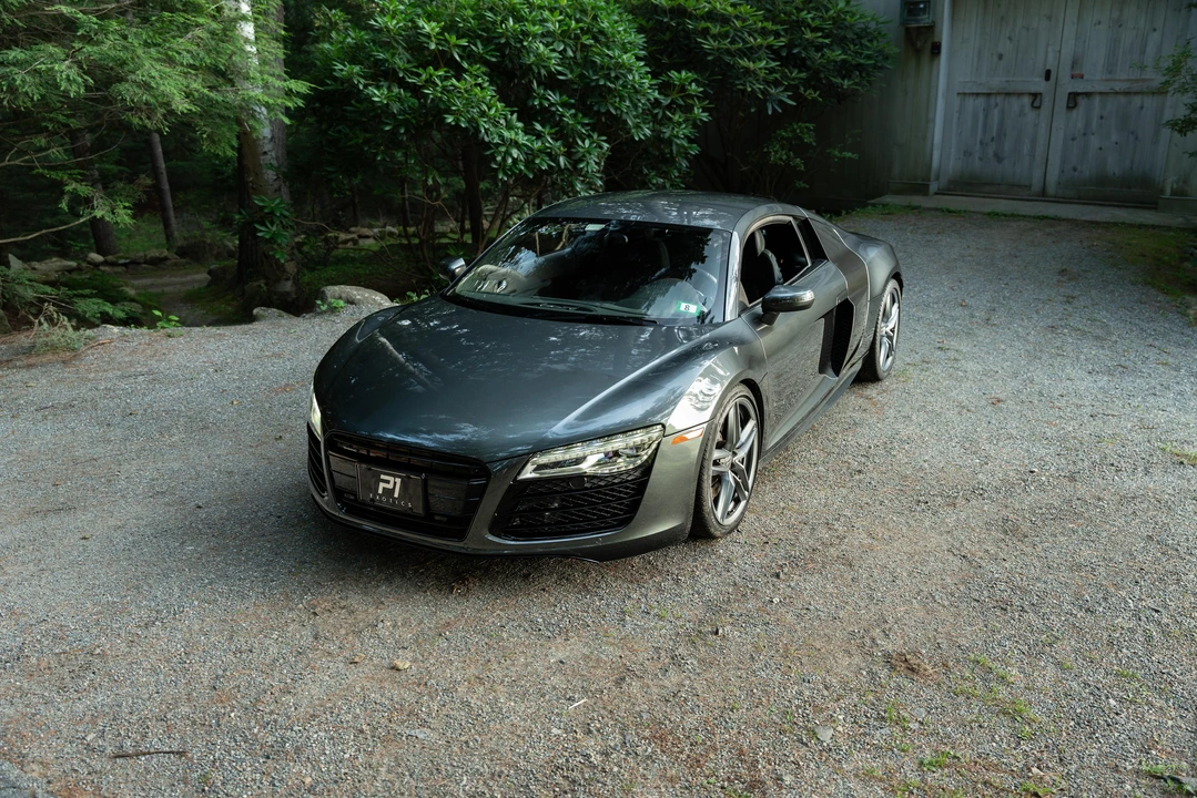 2014 Audi 42 R8 - Image 7 of 31