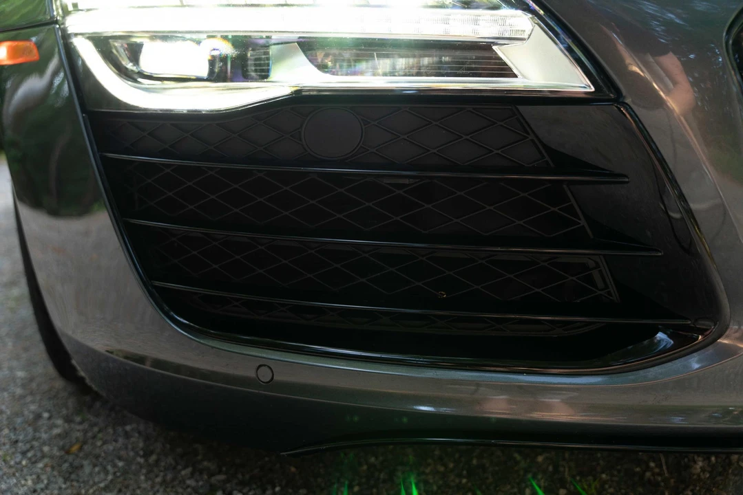 2014 Audi 42 R8 - Image 25 of 31