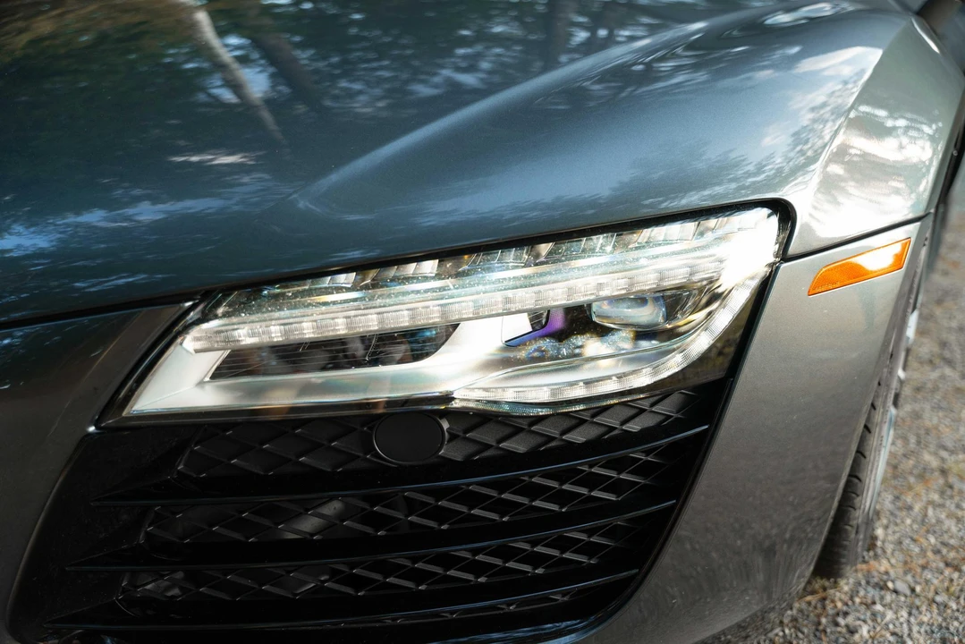 2014 Audi 42 R8 - Image 30 of 31