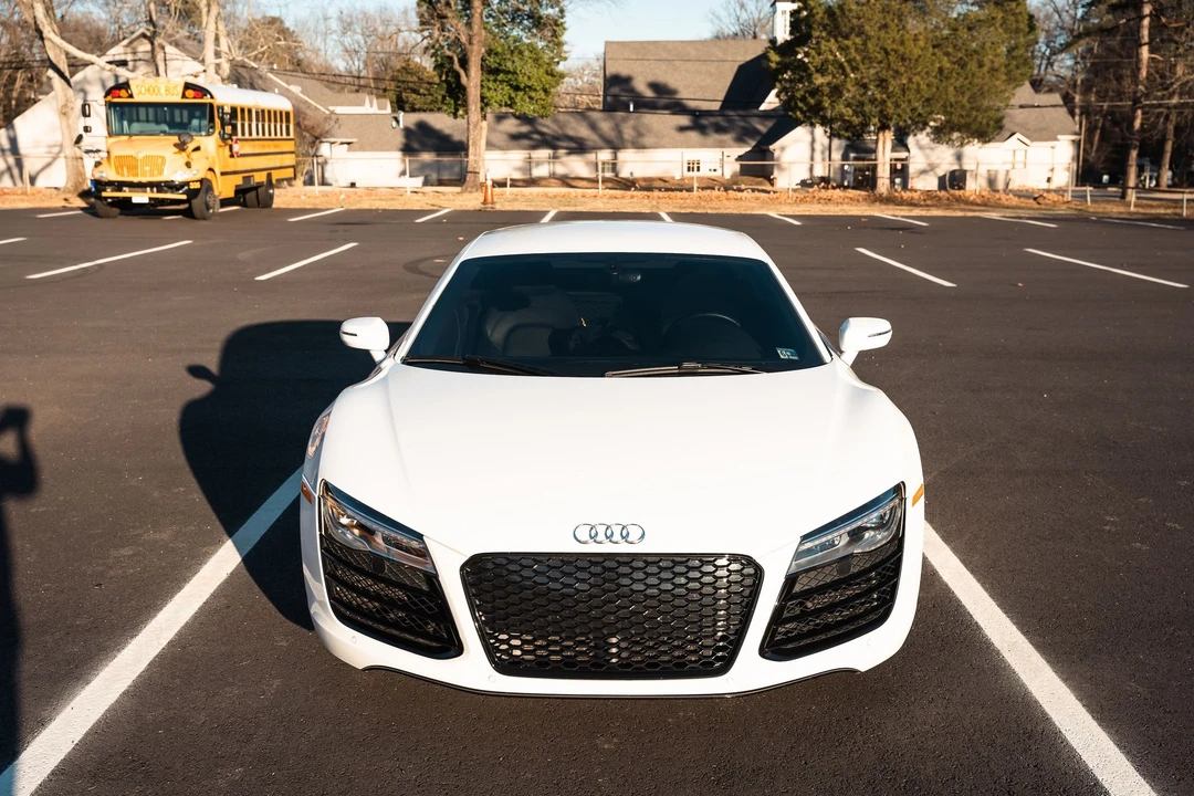 2014 Audi 42 R8 - Image 7 of 12