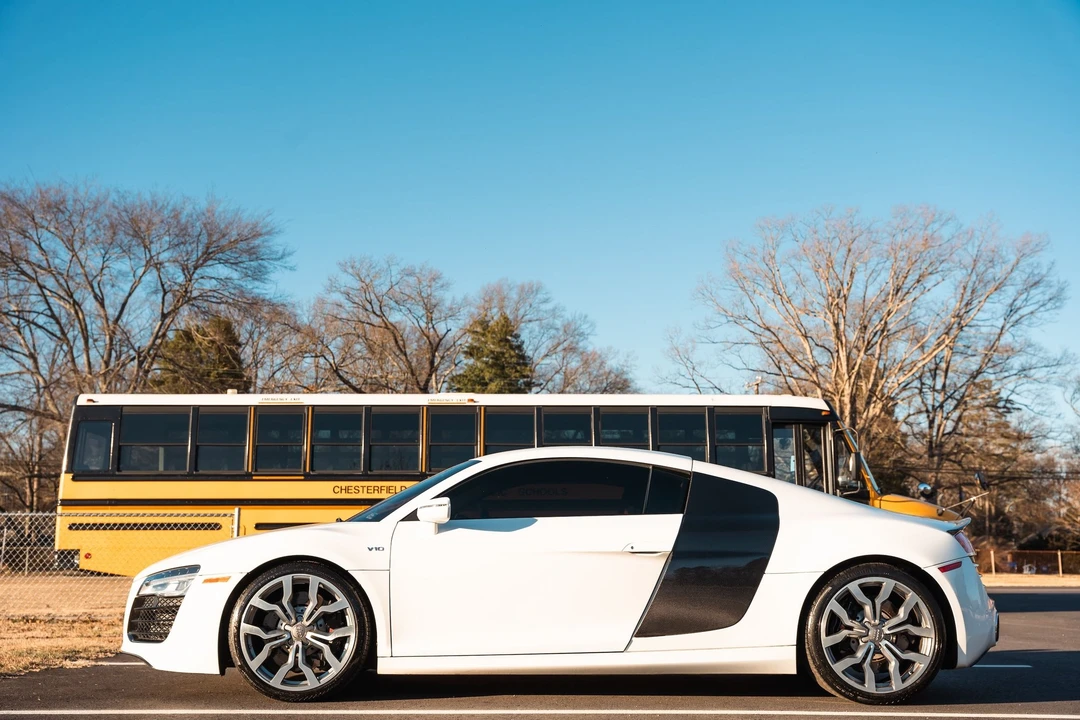 2014 Audi 42 R8 - Image 5 of 12