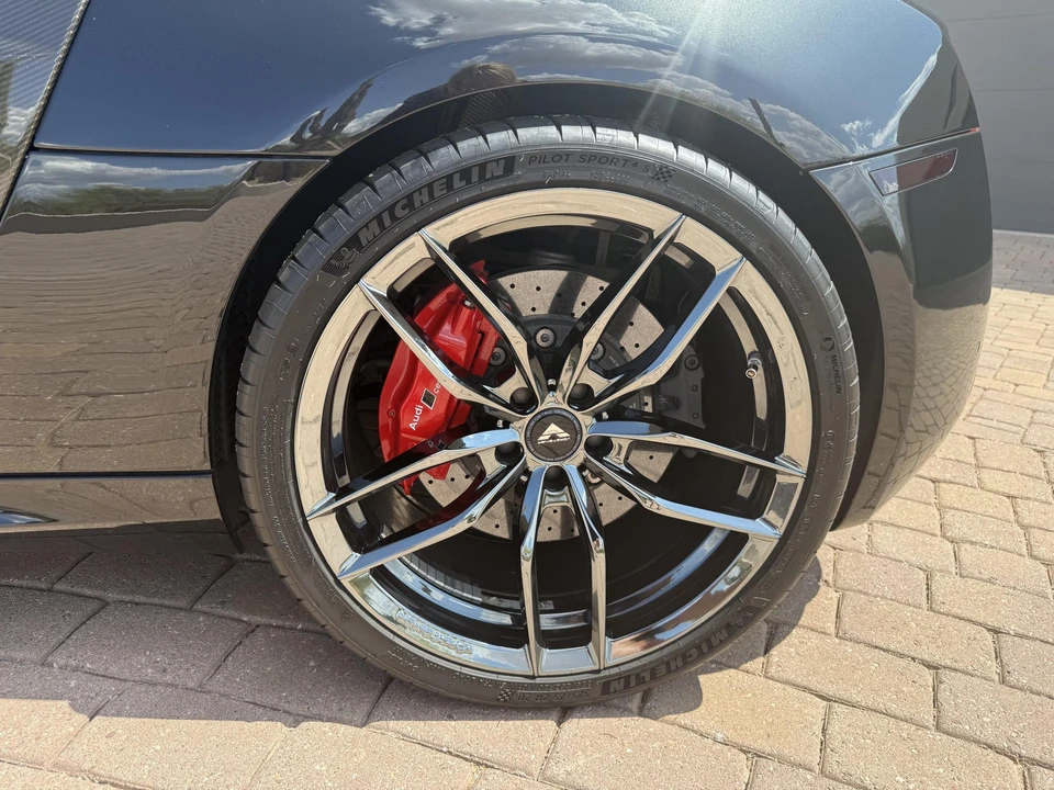 2014 Audi 42 R8 - Image 26 of 31