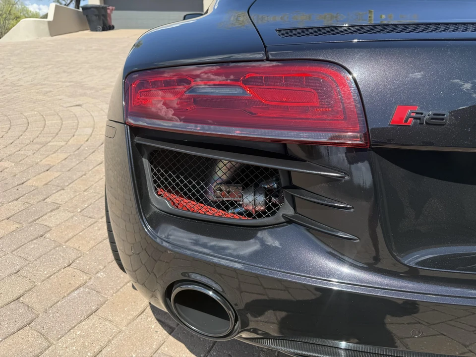 2014 Audi 42 R8 - Image 15 of 31