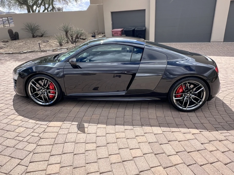 2014 Audi 42 R8 - Image 7 of 31