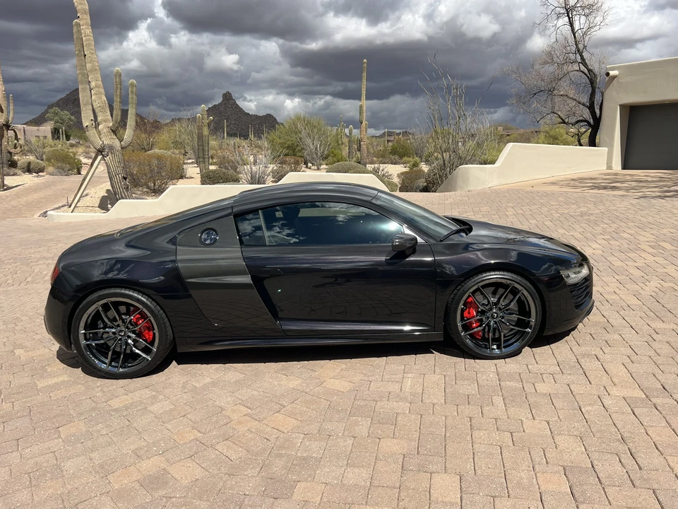 2014 Audi 42 R8 - Image 2 of 31