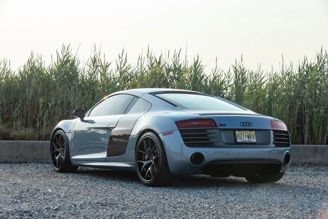 2014 Audi 42 R8 - Image 9 of 31